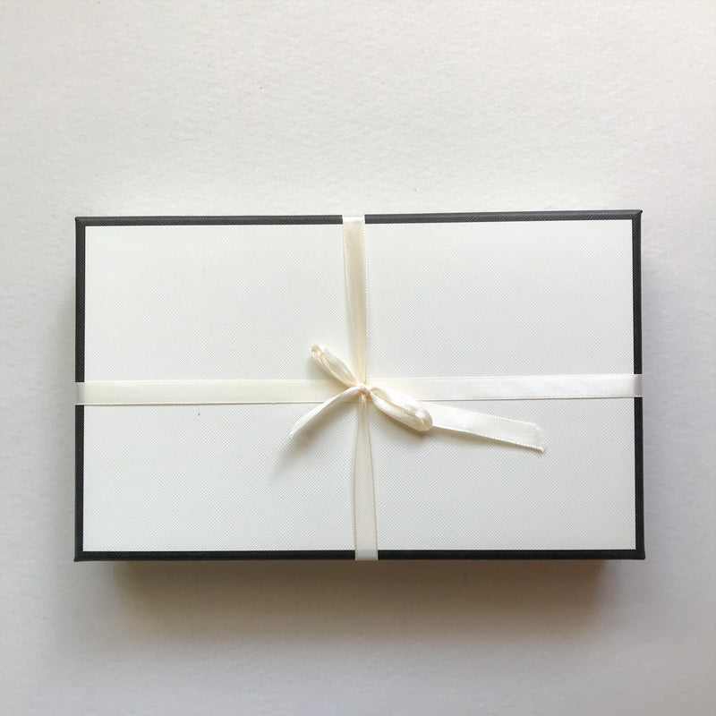 Luxury Mulberry Silk Sleeping Pillowcase with Envelope Closure (White)